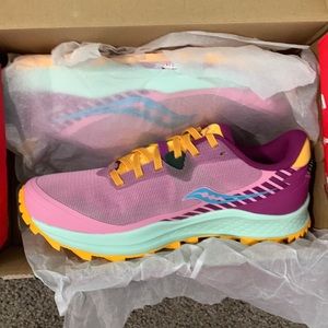 **BRAND NEW** Saucony Peregrine 11 Future Pink Rose